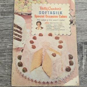 Betty Crocker Softasilk Special Occasion Cakes Booklet